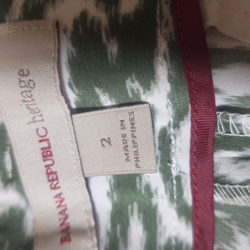 Banana Republic High Waist Green Patterned Shorts Size 3 - Picture 7 of 9